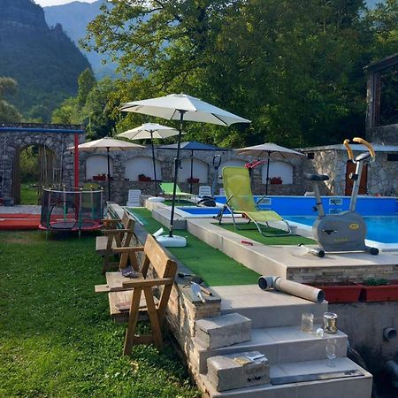 Kuca Za Odmor Sa Bazenom Diva Grabovica Villa Jablanica Exteriör bild